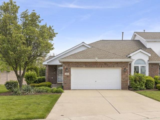 Townhouse for sale in New Lenox, Illinois