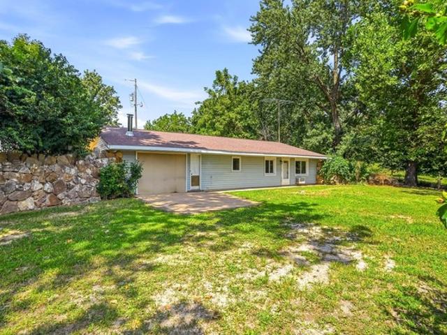House for sale in Mountain Grove, Wright County