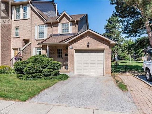 Townhouse for sale in Oakville, Ontario