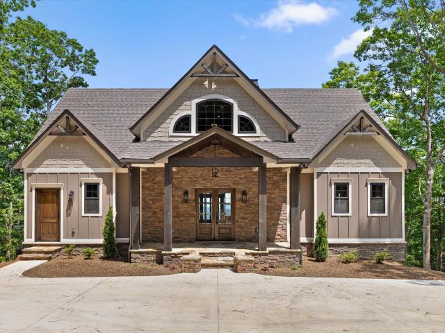 House for sale in Menlo, Georgia