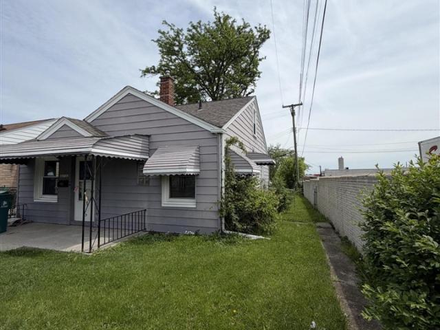 House for sale in Eastpointe, Michigan