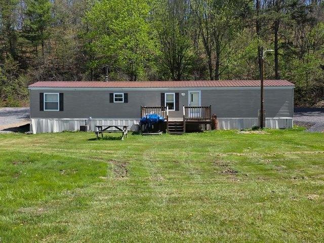 House for sale in Entriken, Pennsylvania