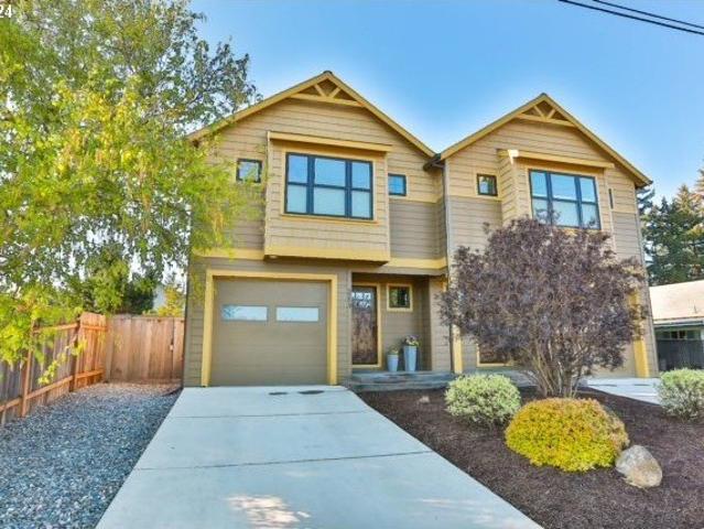 Townhouse for sale in Oregonia