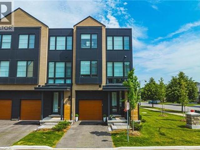 Townhouse for sale in Burlington, Ontario