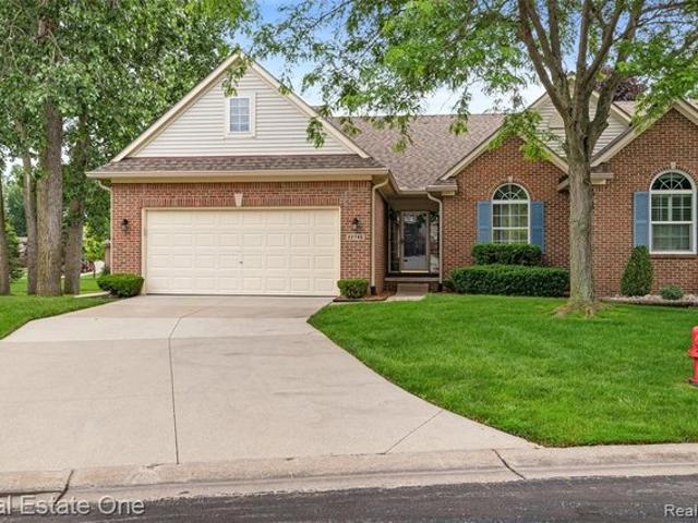 Condo for sale in Taylor, Michigan