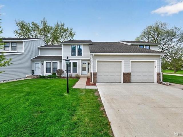 Condo for sale in Novi, Michigan