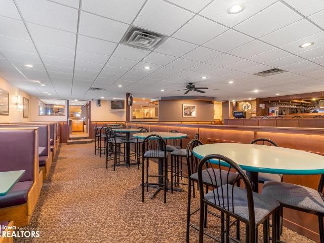 Commercial for sale in Mahaska, Iowa