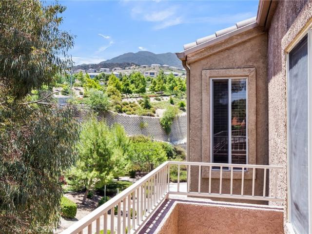 Condo for sale in Corona