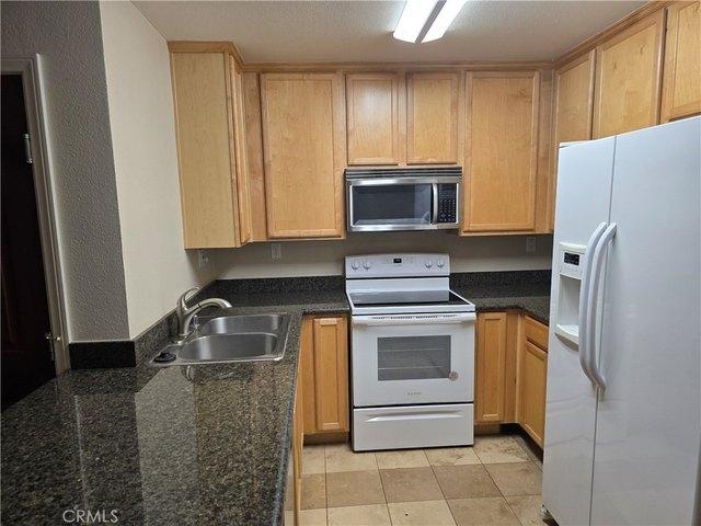 Condo for sale in Corona, California