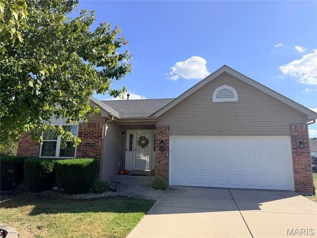 House for sale in Maryville, Madison County