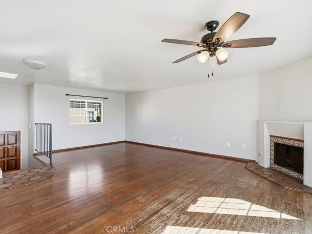 Townhouse for sale in Signal Hill, California