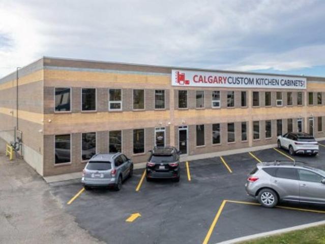 Commercial for rent in Pegasus, Calgary