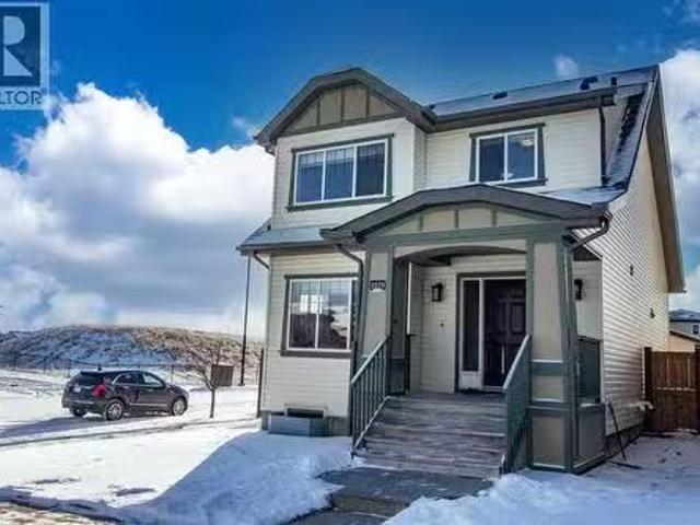 House for sale in Airdrie, Alberta