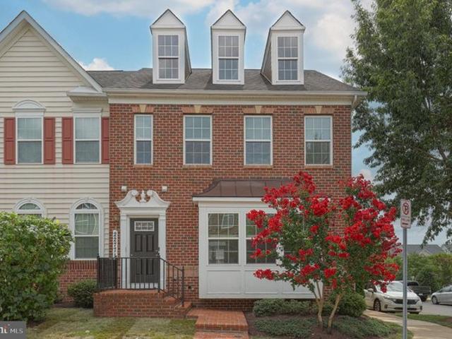 Townhouse for sale in Clarksburg, Maryland