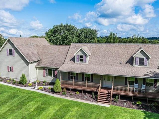 House for sale in Kingwood, West Virginia