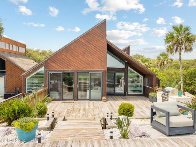 Townhouse for sale in Atlantic Beach, Florida