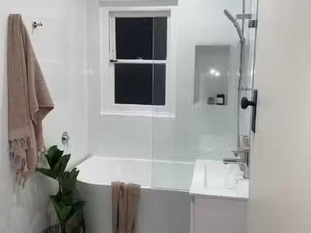 Apartment for rent in Lower North Shore, Sydney