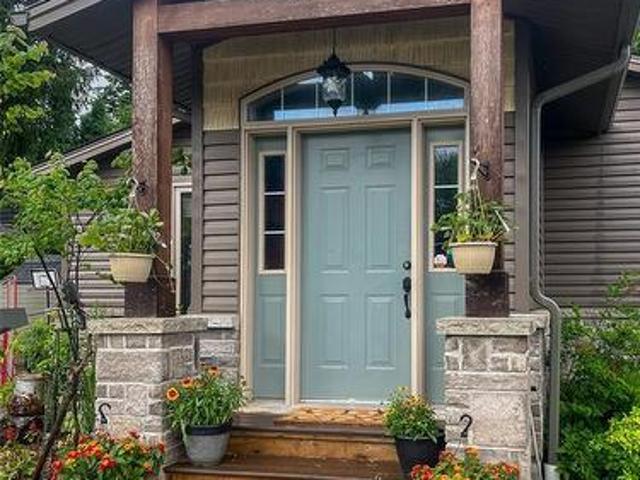 House for sale in Chatham–kent, Ontario