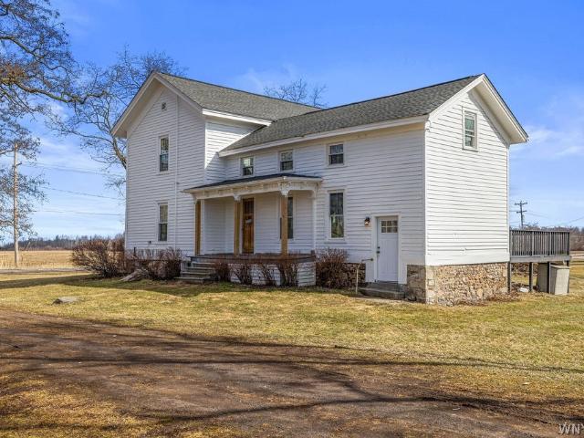 House for sale in Niagara, New York