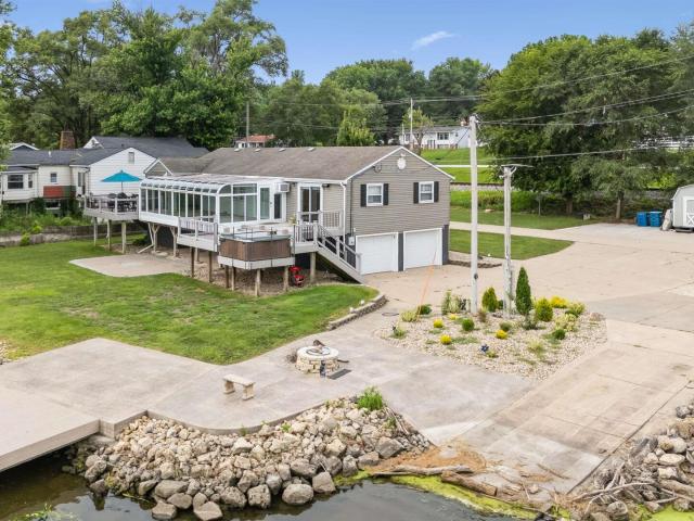 House for sale in Le Claire, Iowa