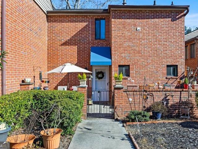 Condo for sale in Dunwoody, Georgia