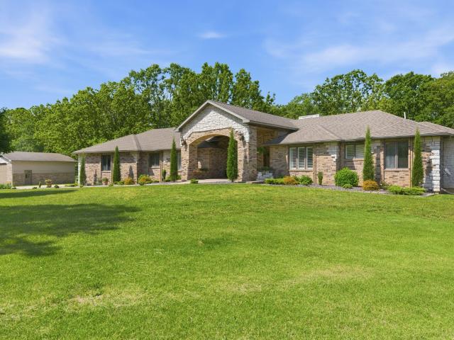House for sale in Mountain Grove, Missouri