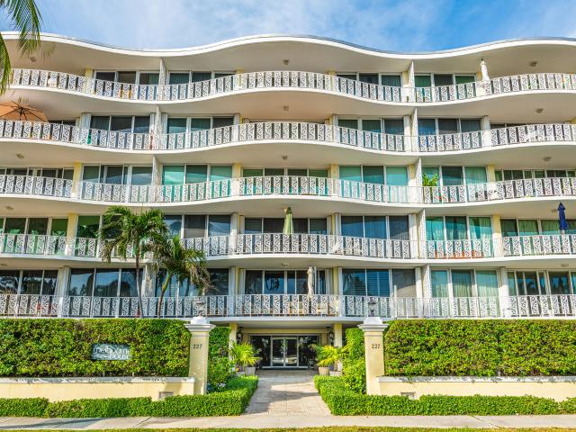 Condo for sale in Palm Beach, Florida