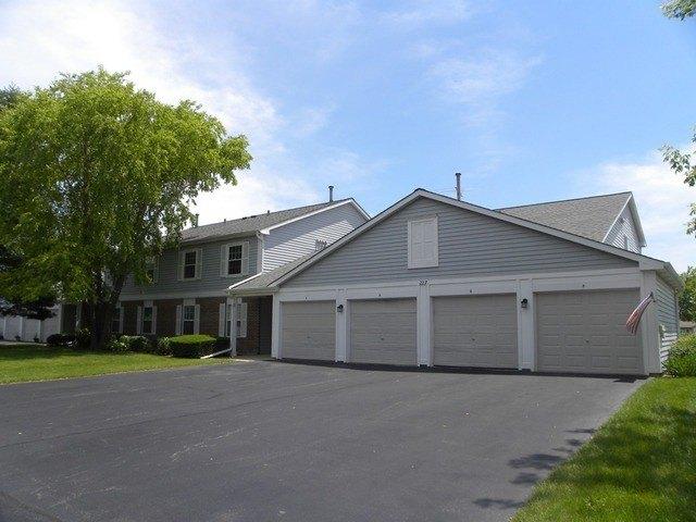 Condo for sale in Wauconda, Illinois