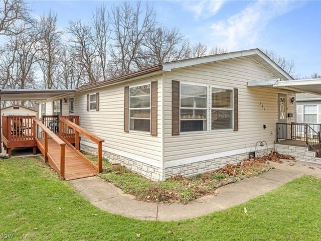 House for sale in Navarre, Ohio