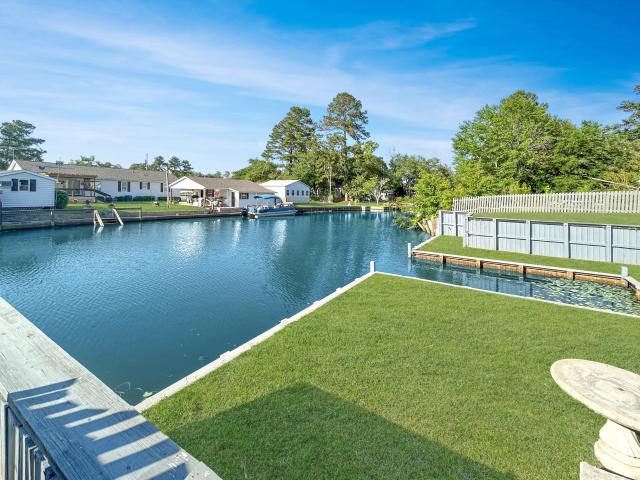 House for sale in Bonneau, South Carolina