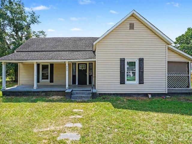 House for sale in Heath Springs, South Carolina