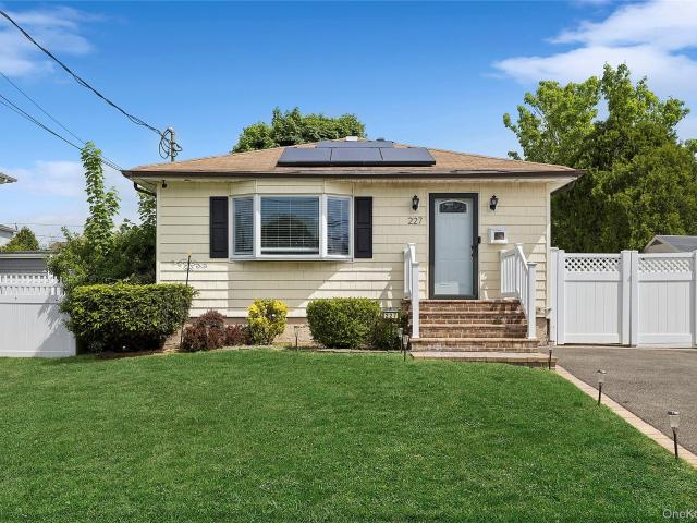 House for sale in Babylon, New York