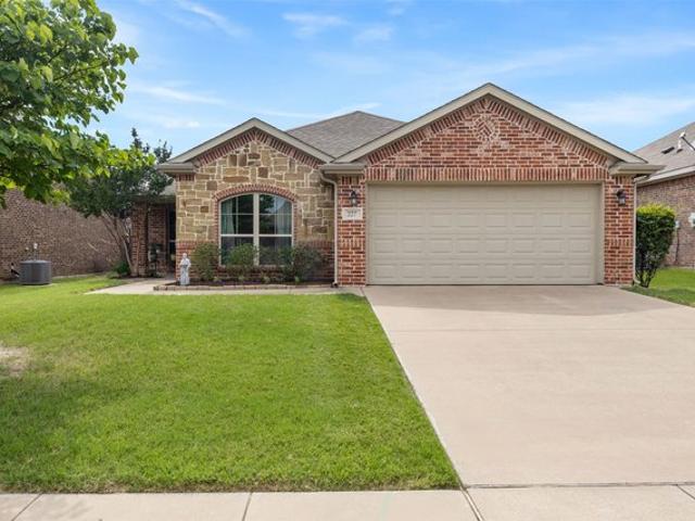 House for sale in Ellis, Texas