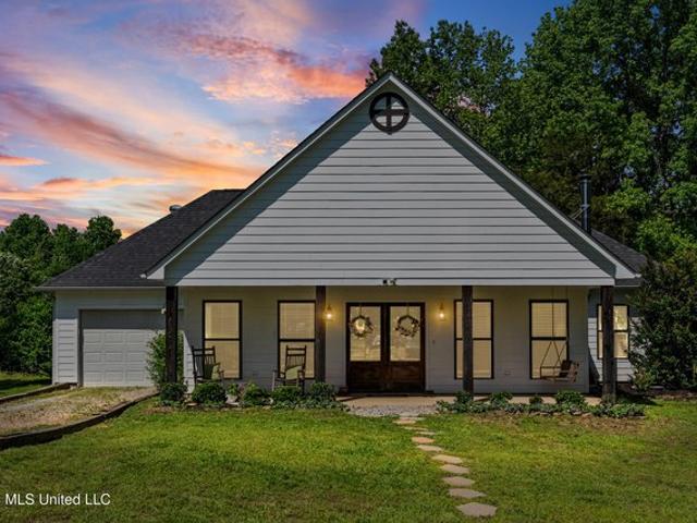 House for sale in Tate, Mississippi