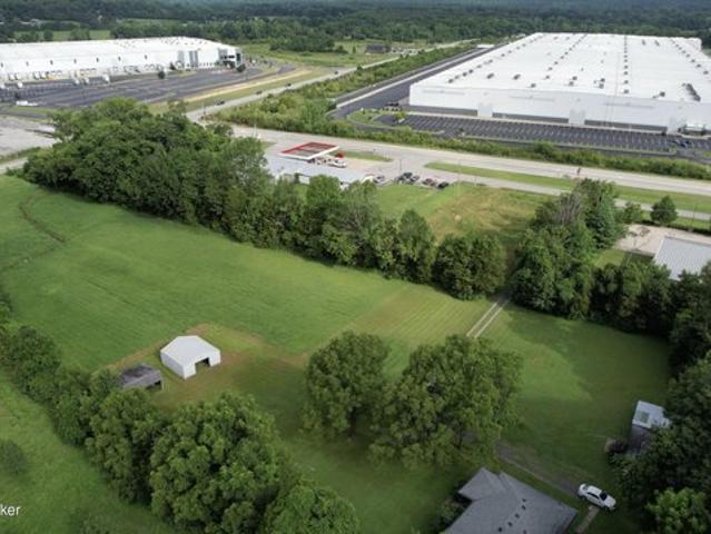 House for sale in Shepherdsville, Kentucky