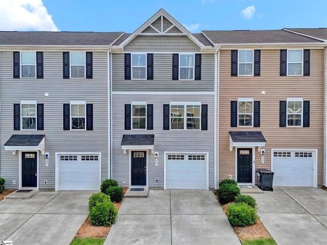 Townhouse for sale in Simpsonville, South Carolina