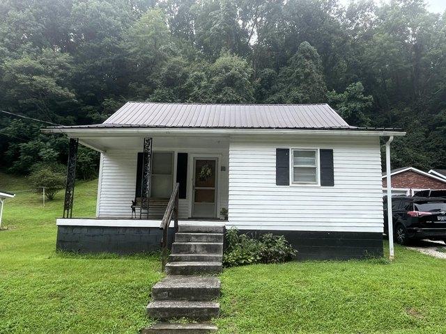 House for sale in Salyersville, Kentucky