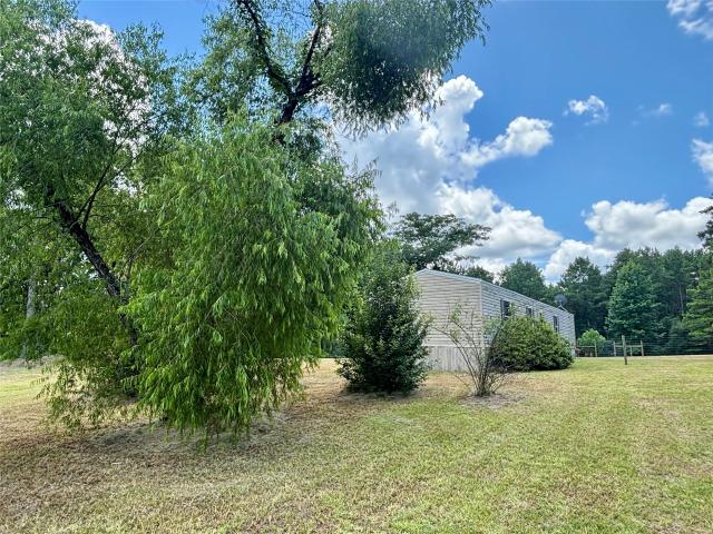 House for sale in Colmesneil, Texas