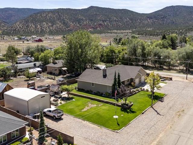 House for sale in Paragonah, Utah