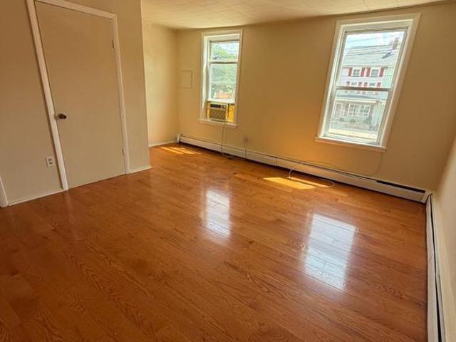Property for rent in Burlington, New Jersey