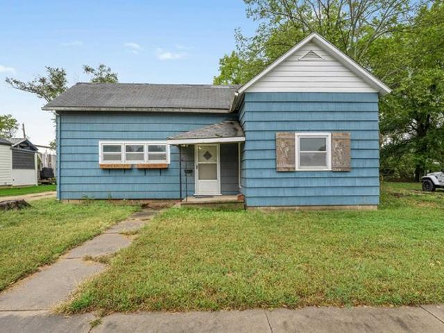 House for sale in Augusta, Butler County
