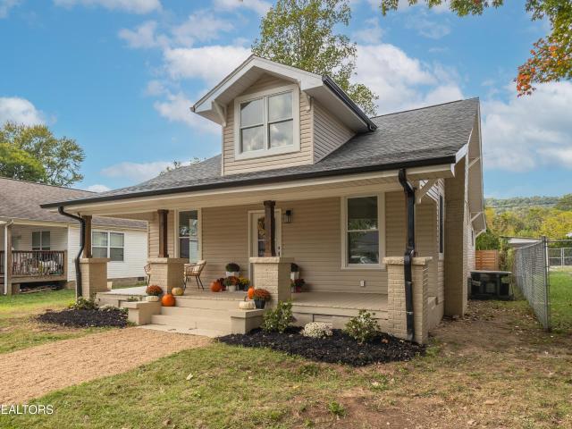 House for sale in Coster Yards, Knoxville