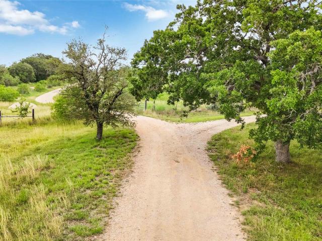 Land for sale in Lockhart, Texas