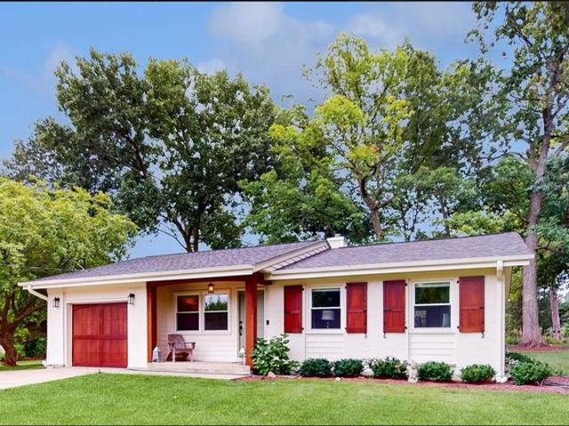 House for sale in Lake Bluff, Illinois