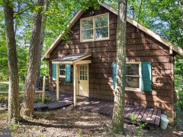 House for sale in Cross Junction