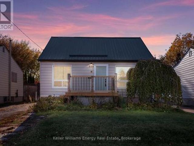 House for sale in Vanier, Oshawa