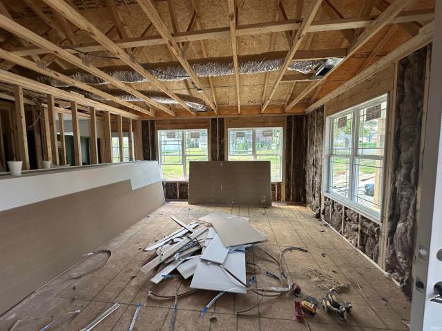 House for sale in Oakland City, Gibson County