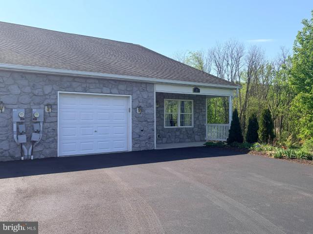Townhouse for sale in New Bloomfield, Pennsylvania