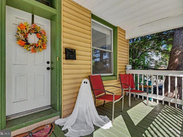 Townhouse for sale in The Townes of Locust Woods, East Pennsboro Township