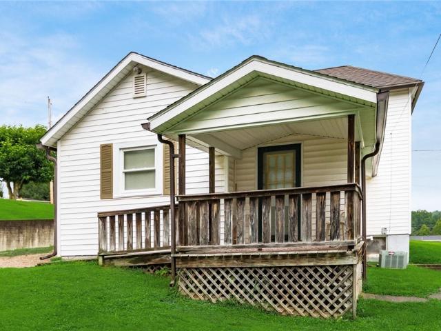 House for sale in Roseville, Ohio